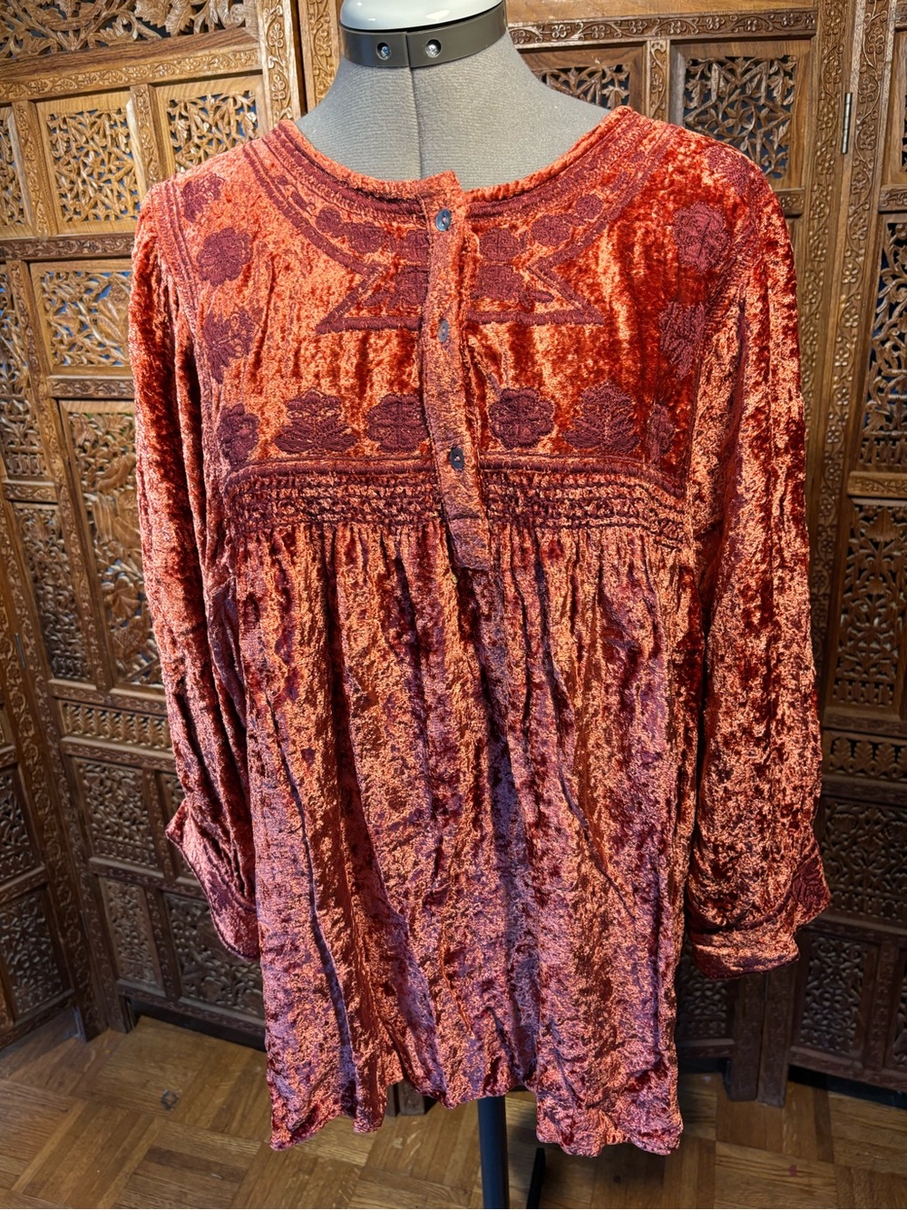 Tru Luxe Jeans Velvet Embroidered Tunic in Rust